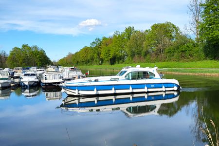 8. Werden Sie Kapitän oder Schiffsjunge auf der Saône!